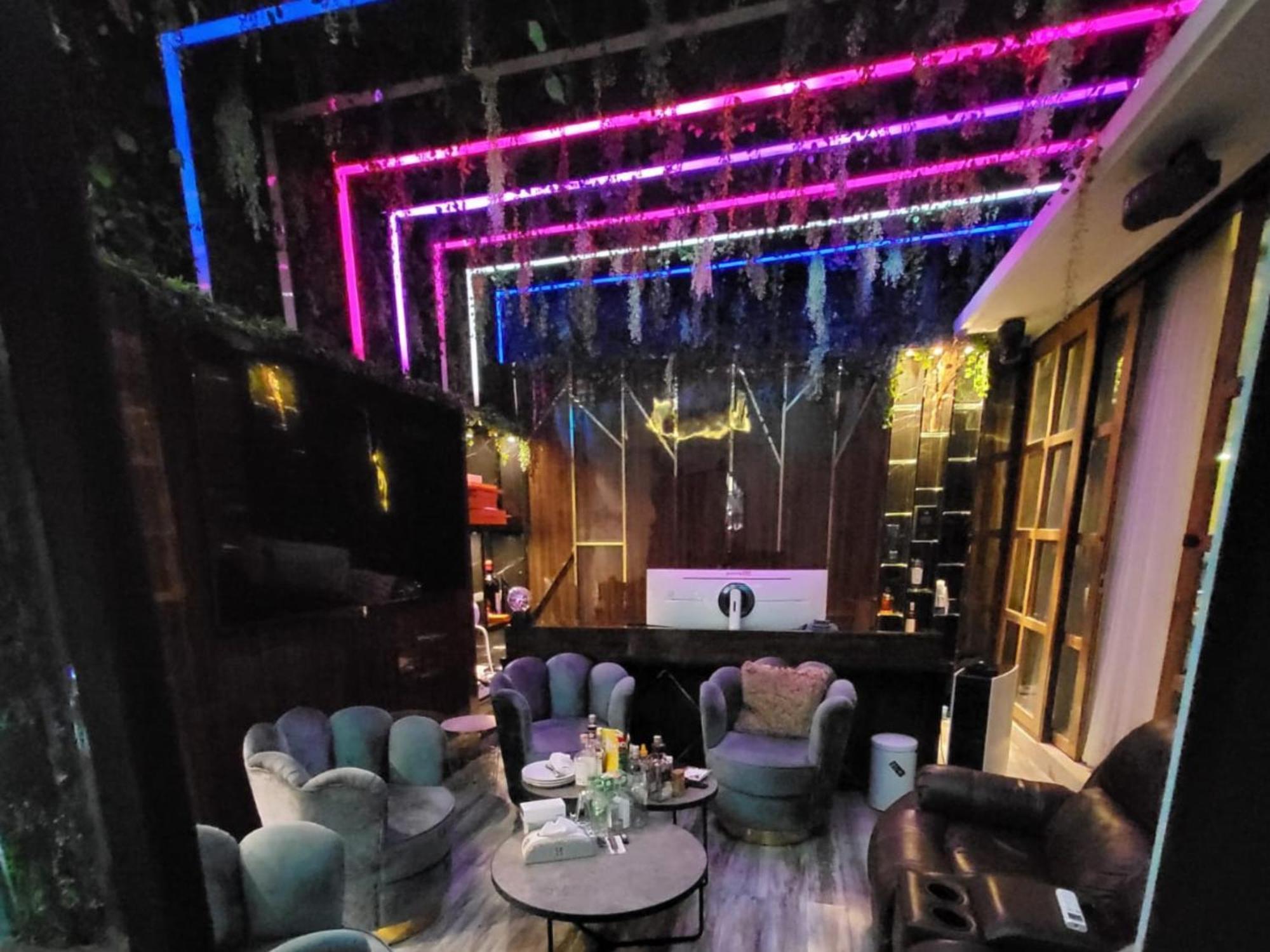 Yurooms Villapartment - Love Room Bali (Adults Only) Jimbaran  Room photo